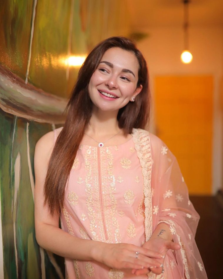 Hania Amir Stuns In Latest Photoshoot For Renowned Fashion Brand Lens