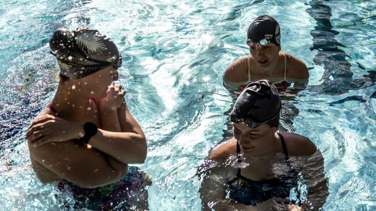 berlin-breakthrough-women-can-now-swim-topless-in-public-pools-lens