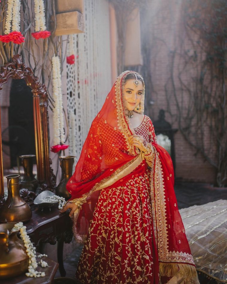 Yumna Zaidi Looks Dreamy in Scarlet Bridal Ensemble - Lens