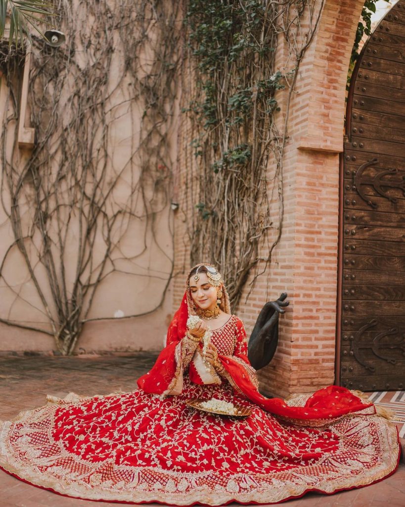 Yumna Zaidi Looks Dreamy in Scarlet Bridal Ensemble - Lens