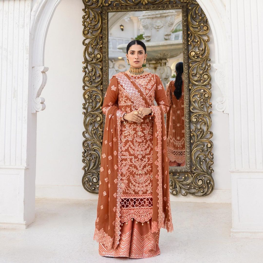 Ayeza Khan's Grace Personified in Brown Traditional Attire with White ...