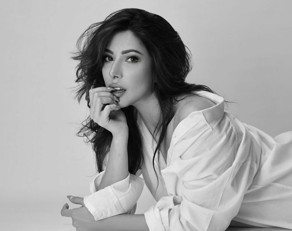 Mehwish Hayat Leaves Tongues Wagging in Stunning Grayscale Photoshoot ...