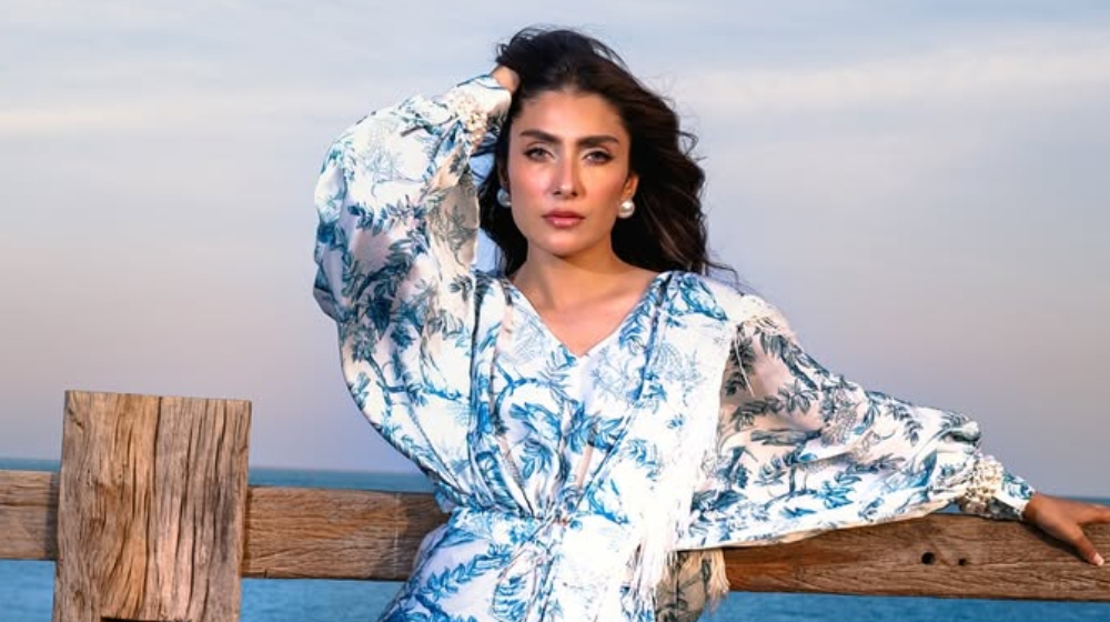 ayeza khan