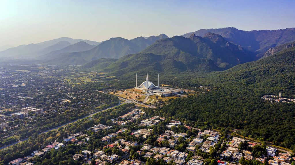 Islamabad to Auction Vending Points to Generate Economic Activity and Remove Encroachment