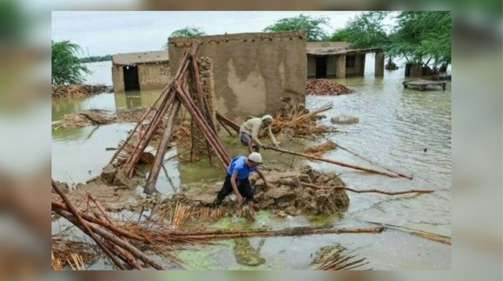 Yasmeen Lari leads sustainable housing project in flood-hit southeastern Punjab