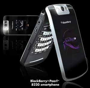 Mobilink Brings BlackBerry Pearl Flip 8220 Smartphone