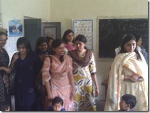 Teachers meeting with Mothers and Kids