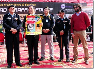 (L to R) IG Islamabad Police Bin Yameen, Minister of Interior, Rehman Malik, SSP ITP Dr. Moeen Masood, DIG Headquarters Sultan Azam Taimoori and Head of Corporate Communications Mobilink, Omar Manzur at the ITP Mobilink Foundation Painting Competition, Islamabad.