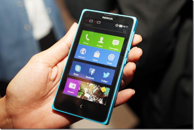 Living with the Nokia X: Baby Steps