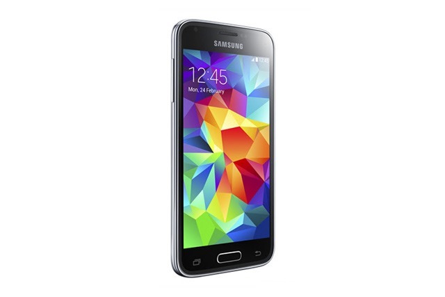 Samsung Introduces the Mini Version of its Flagship, the Galaxy S5 Mini