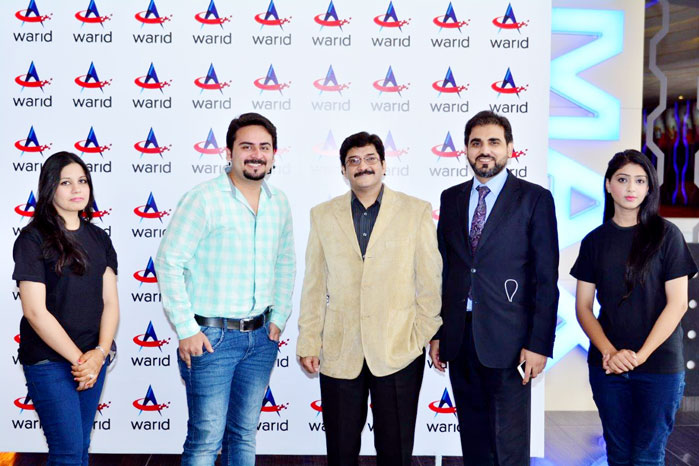 TT_Group-Photo-of-Guests-with-Mr-Amer-Aman-Warid-Offical