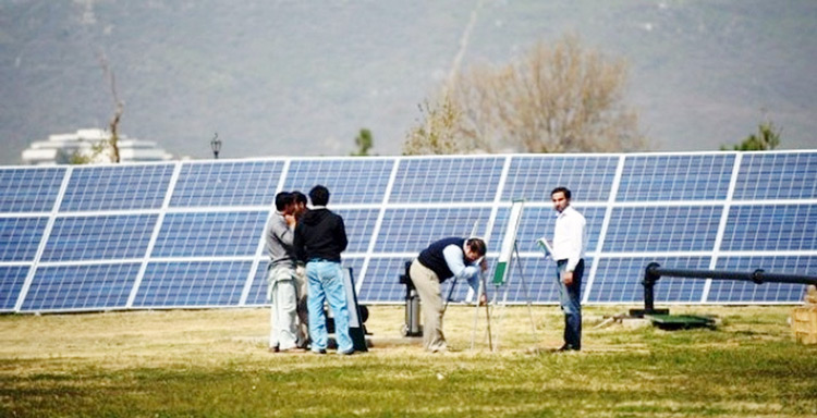 Pakistan Falls Short of Harnessing its Solar Energy Potential: SBP Report