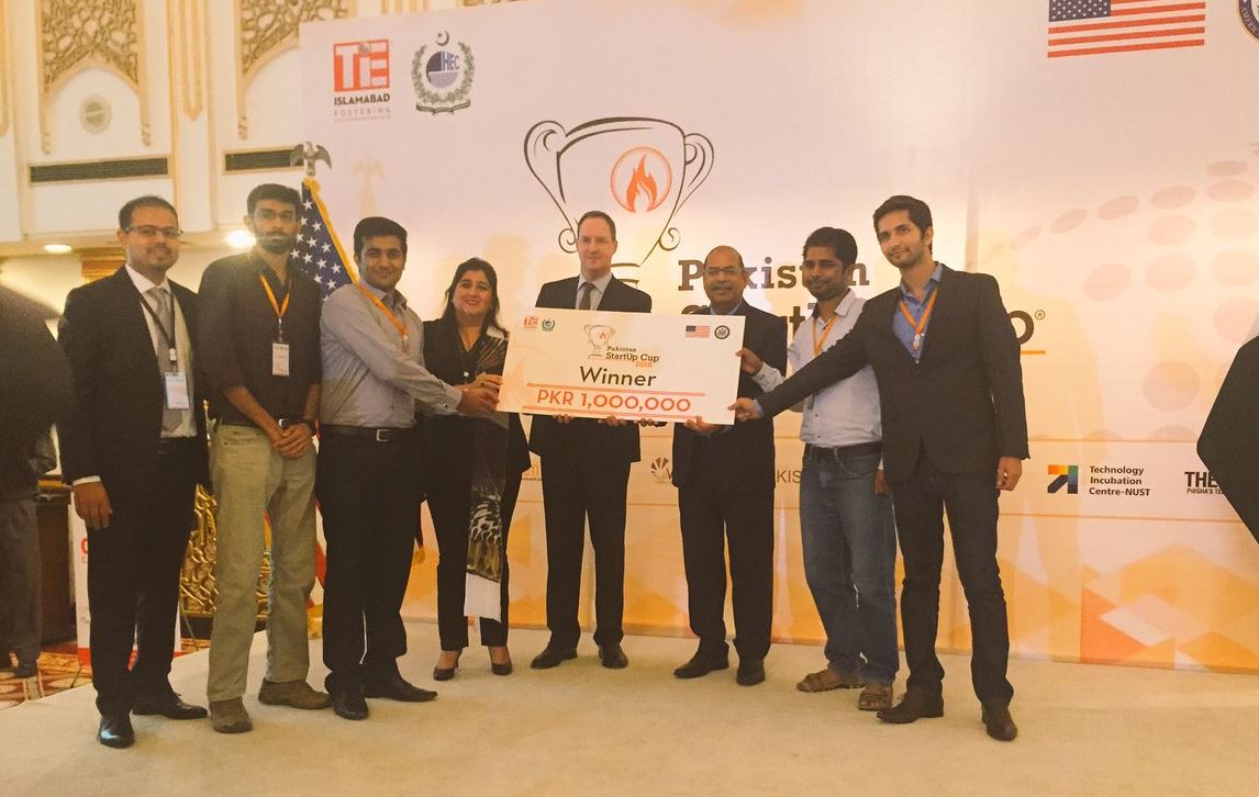 E4 Technologies and CricFlex Take 1st and 2nd Positions in Startup Cup 2016