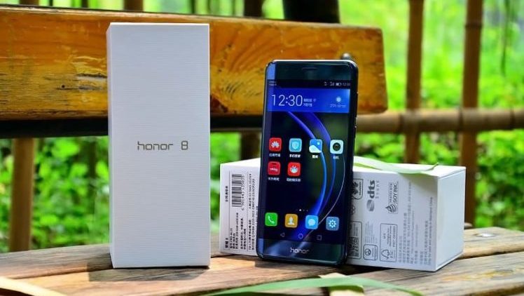 Huawei Honor 8 Released in Pakistan