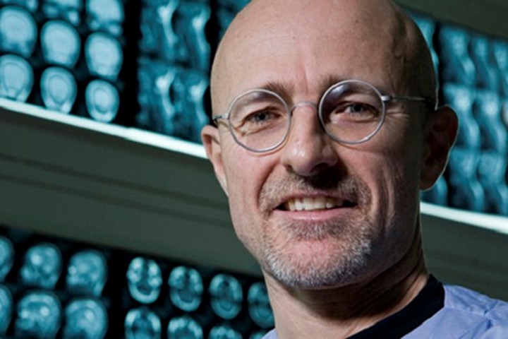 Italian Neurosurgeon to Perform World’s First Human Head Transplant by Year End