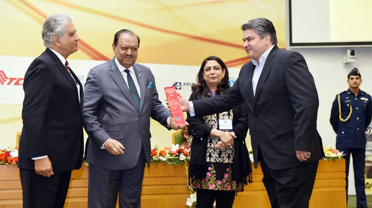 Jazz Gets Corporate Social Responsibility Award From Pakistan Center for Philanthropy