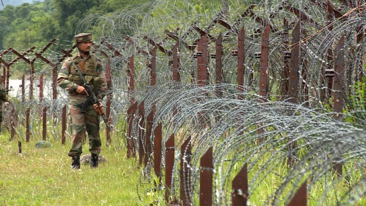 India to Install High-tech Smart Fence Alongside Pakistani Border