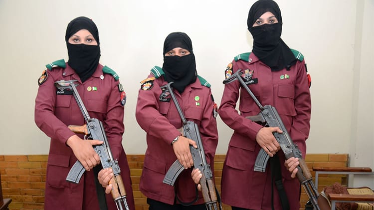 3 Sisters from KPK Become Asia’s First BDS Elite Commandos