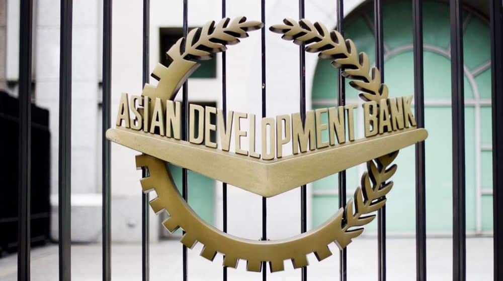 Pakistan Narrowly Beats ADB Projection for GDP Growth