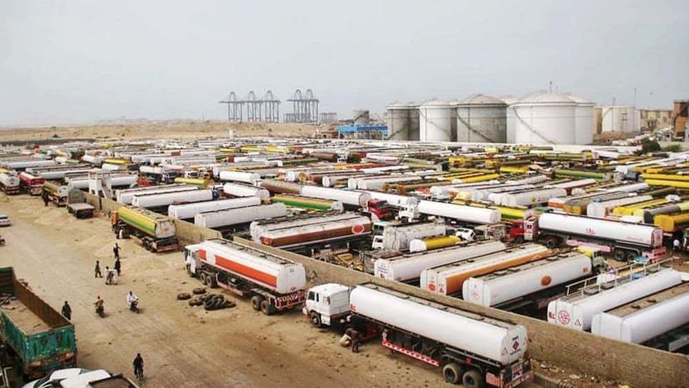 Oil Transporters & Govt Begin Negotiations to Solve Issues