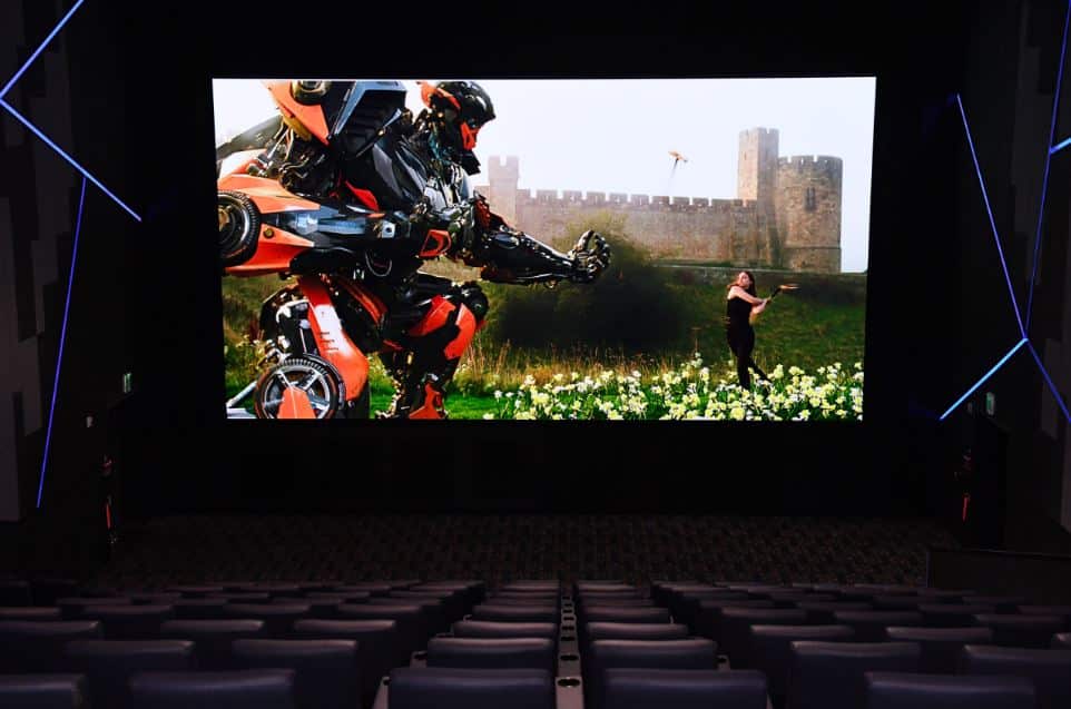 Samsung’s 34 Foot LED Provides The Ultimate Cinema Experience