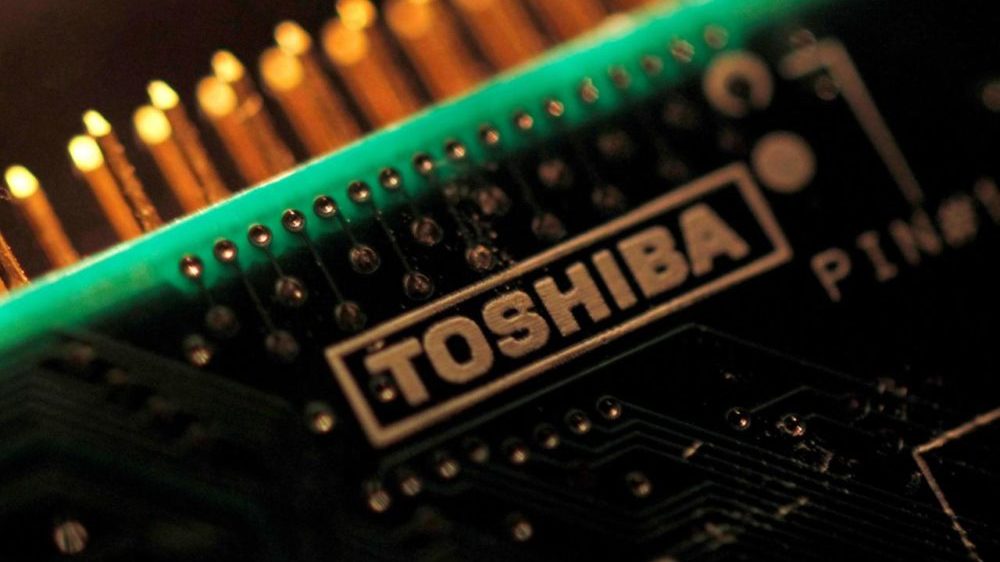 Bain-Apple’s $18 Billion Acquisition of Toshiba Chip Business Becomes Controversial