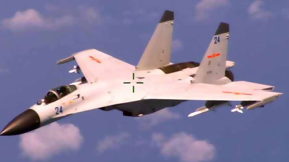 PAF Air Vice Marshal Tests China’s New Fighter Jet