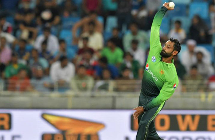 Mohammad Hafeez Bowling