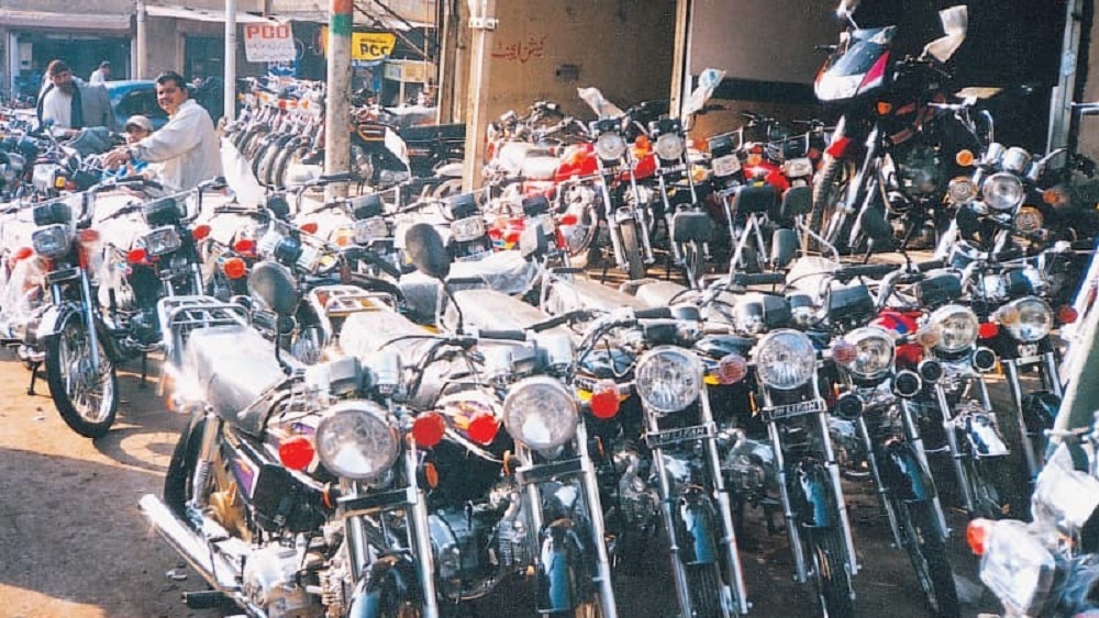 Sindh Govt Orders Motorcycle Owners to Install Trackers