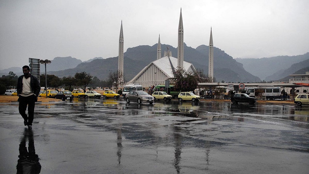 Faisal mosque Islamabad Rain