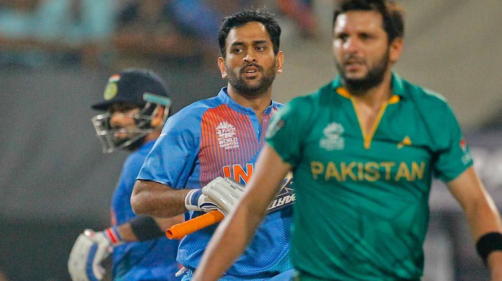 Hilarious: MS Dhoni Greeted With ‘Boom Boom Afridi’ Chants in Kashmir