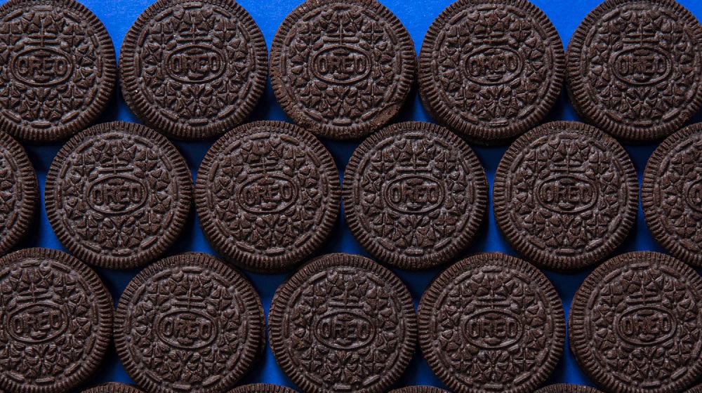 Cook Like a Pro: Make Oreo Cookies From the Comfort of Your Home!