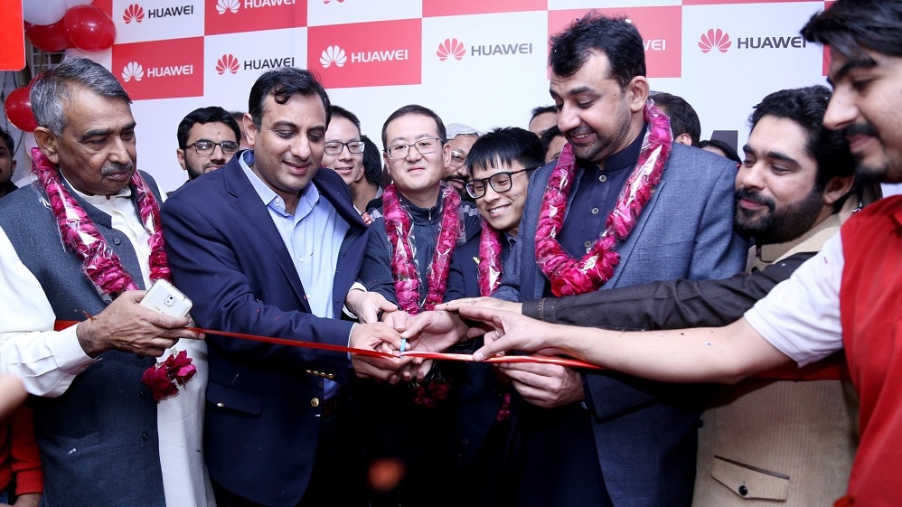 Huawei Shows its Love for the People of Sargodha