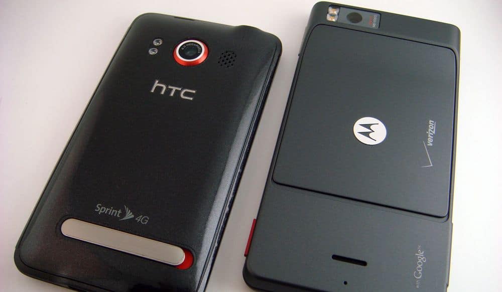 In Shot at Apple, HTC & Motorola Say They Don’t Throttle Old Phones