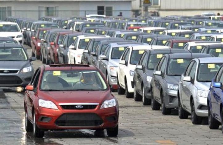 Budgetary Restrictions Cause Slowdown In Auto Sector | propakistani.pk