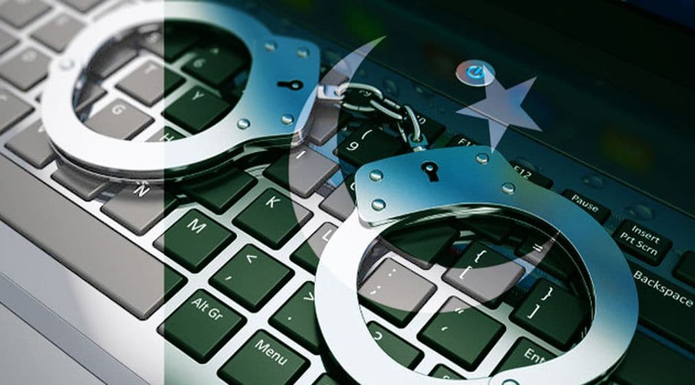 cybercrime pakistan 2018 social media