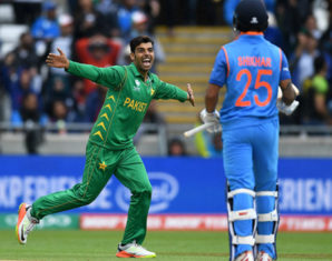 shadab took wicket