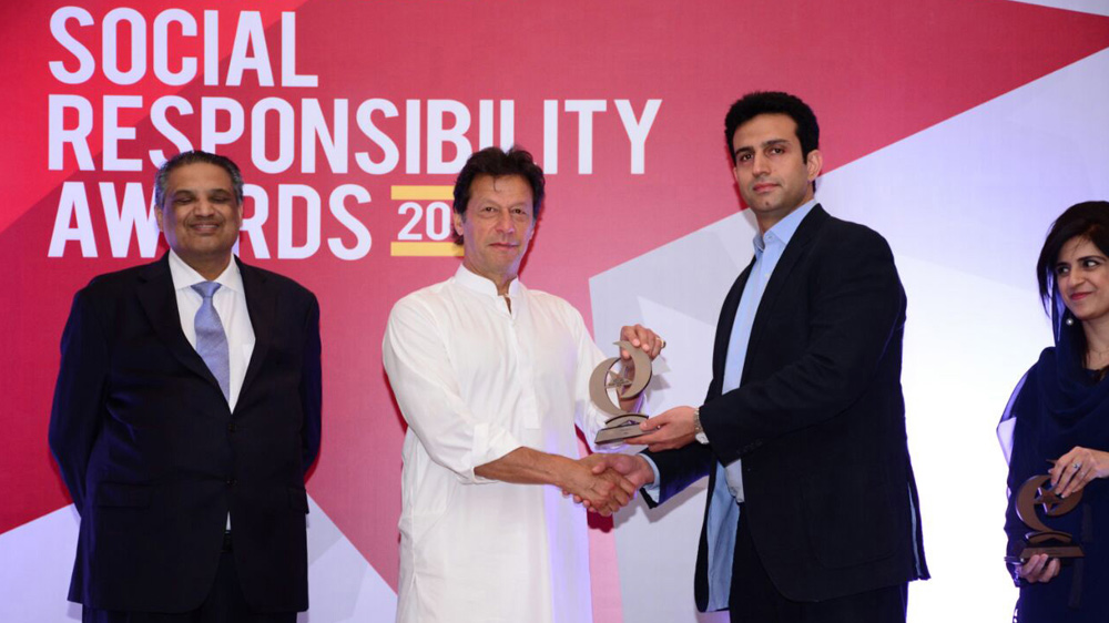 imran khan social responsibility award