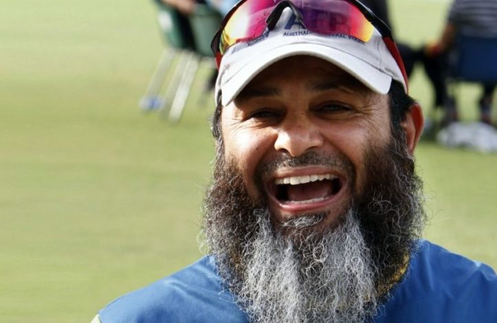 Mushtaq Ahmed Smilling