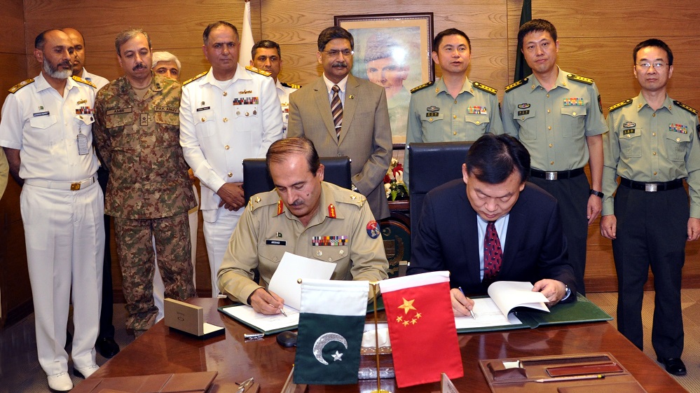 Pakistan Navy to Acquire Two Warships From China