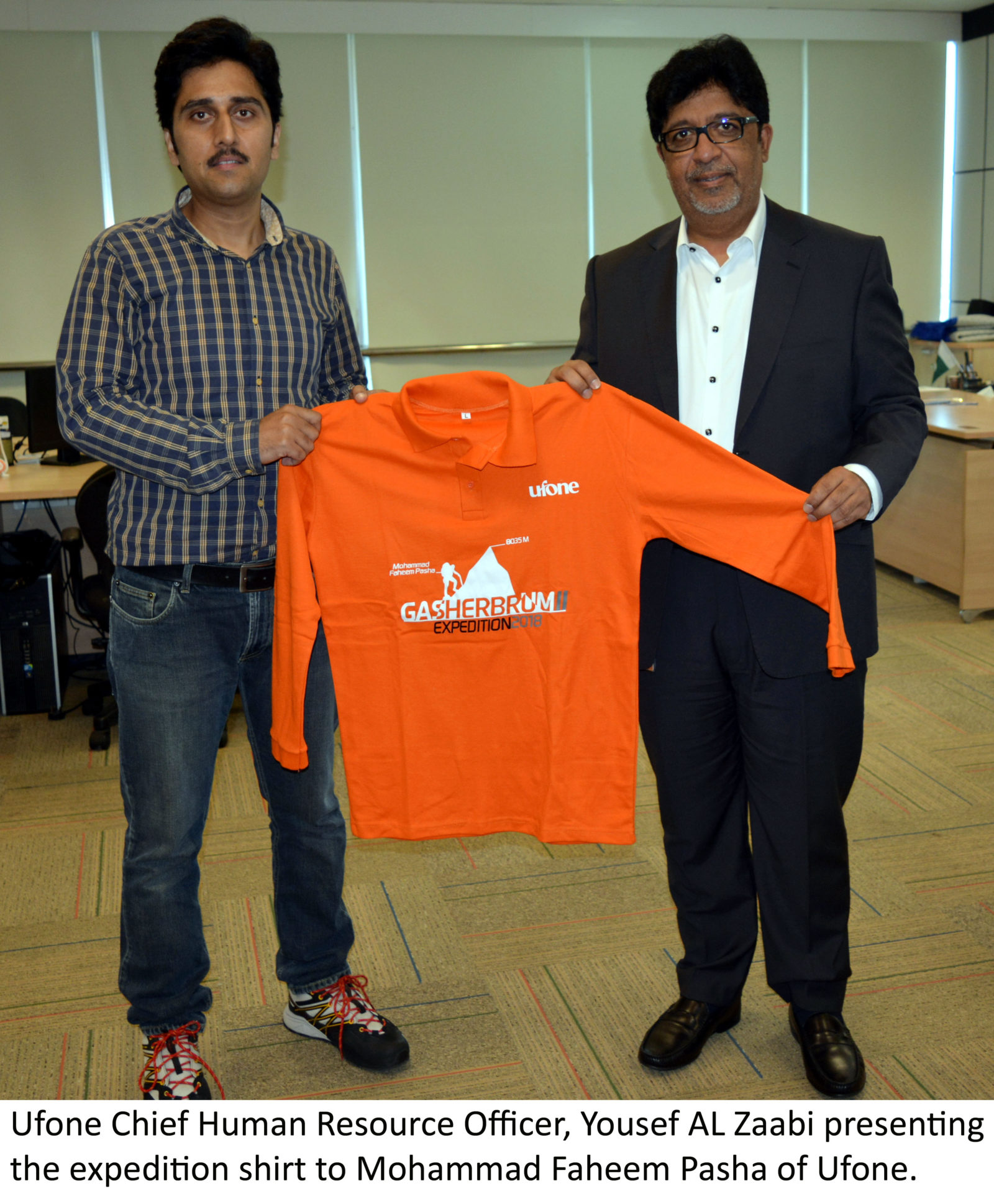 Yousef AL Zaabi presenting Scale Gasherbrum Shirt at ufone.