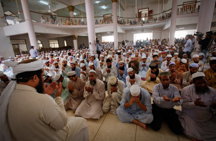 karachi mosque prayers