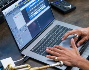apple macbook pro