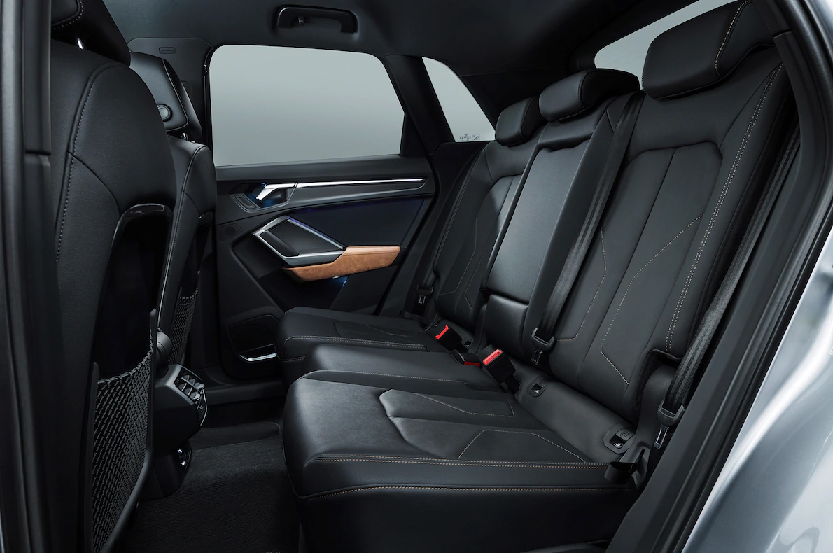 Silver Audi Q3 2019 Seats