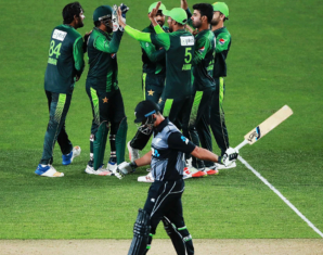 Collin Manru Warns New Zealand of ‘Big Pakistan Challenge’ | propakistani.pk