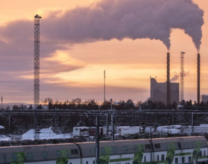 Self-healing material consuming carbon from air