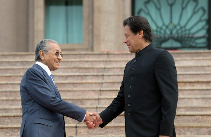 Pakistan, Malaysia Sign MoU for Partial Abolition on Visa Requirements