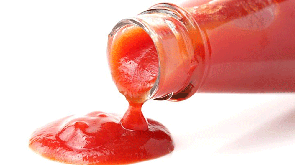 Punjab Seals Five Factories Using Textile Dyes in Ketchup, Rotten Eggs in Mayonnaise | propakistani.pk