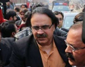 Dr. Shahid Masood Released on Bail, Finally | propakistani.pk