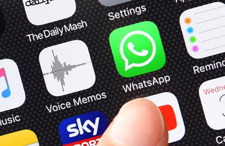 Pakistan Urges YouTube, WhatsApp to Combat Fake News